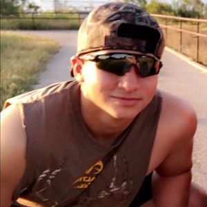 Meet your Posher, Eric